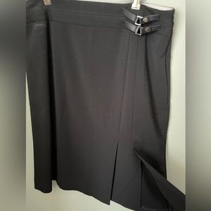 White House Black Market A-Line skirt. Size 16 nonsmoking home.